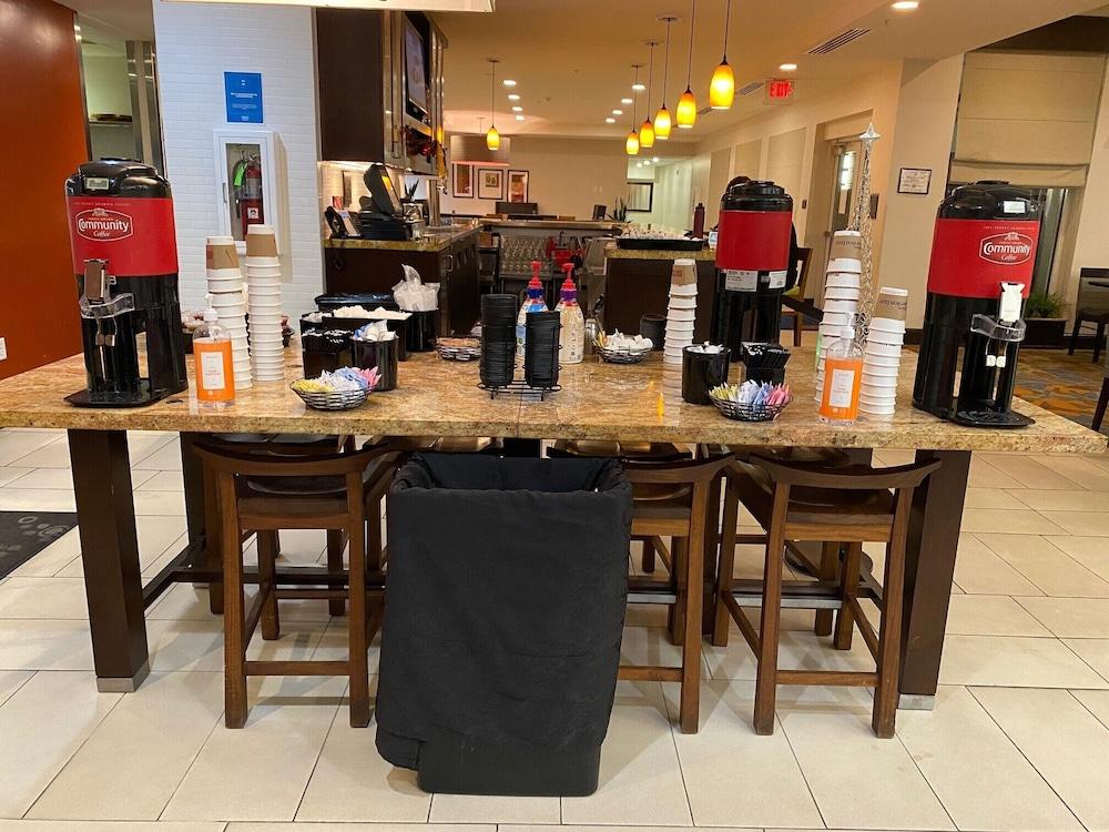 Hilton Garden Inn Lawton-Fort Sill Екстериор снимка